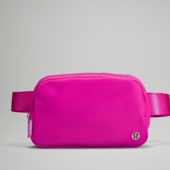 NWT lululemon everywhere belt bag sonic pink - Picture 4 of 4